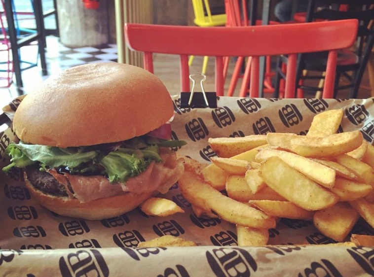 Bobby Burger Monciak 