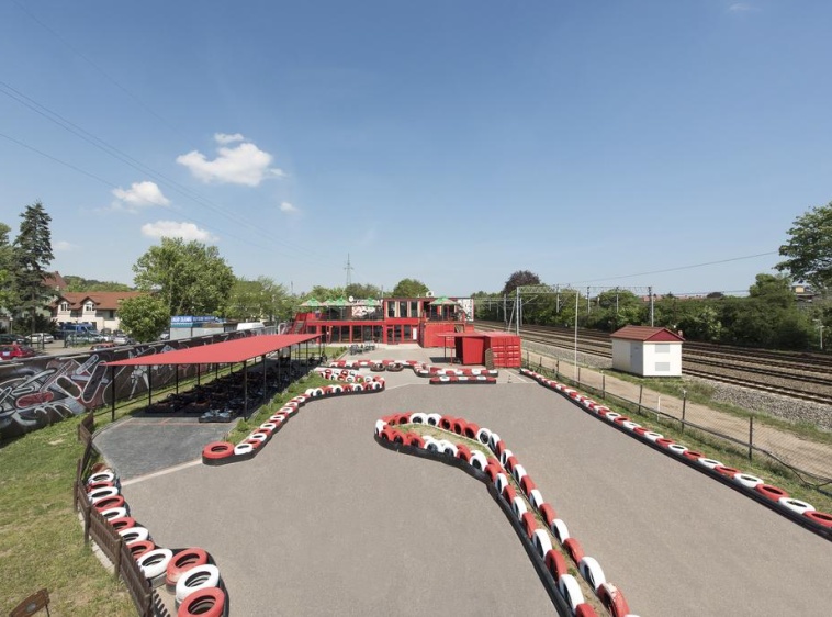 Tetris Hostel Tor gokartowy?v=2