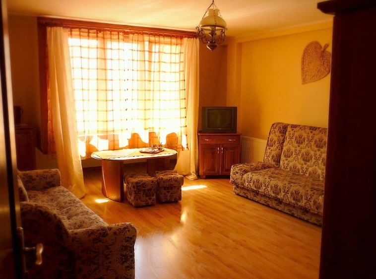 Pokoje Gościnne "IZYDA" ?v=2